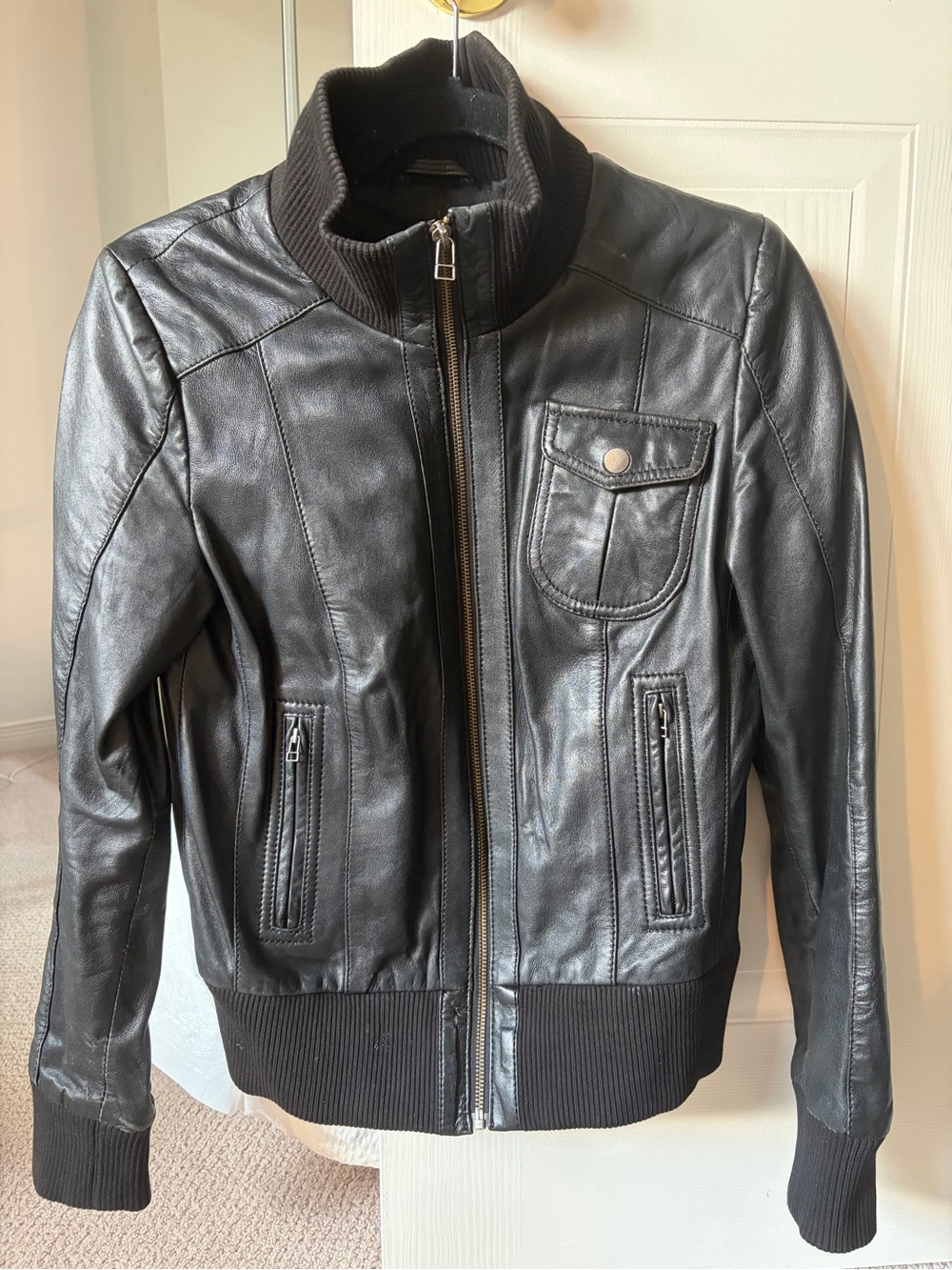 Danier women’s genuine leather jacket